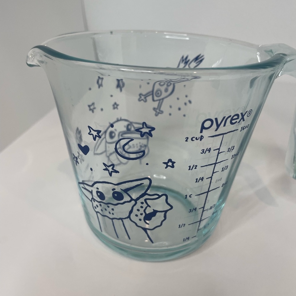 New Star Wars Mandalorian Baby Yoda Grogu PYREX Measuring Cup